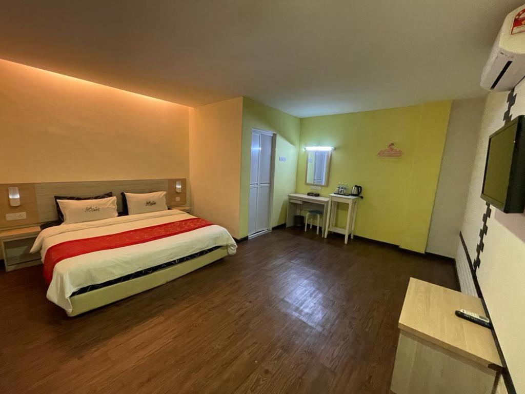 N&L Hotel Kuala Terengganu Dış mekan fotoğraf