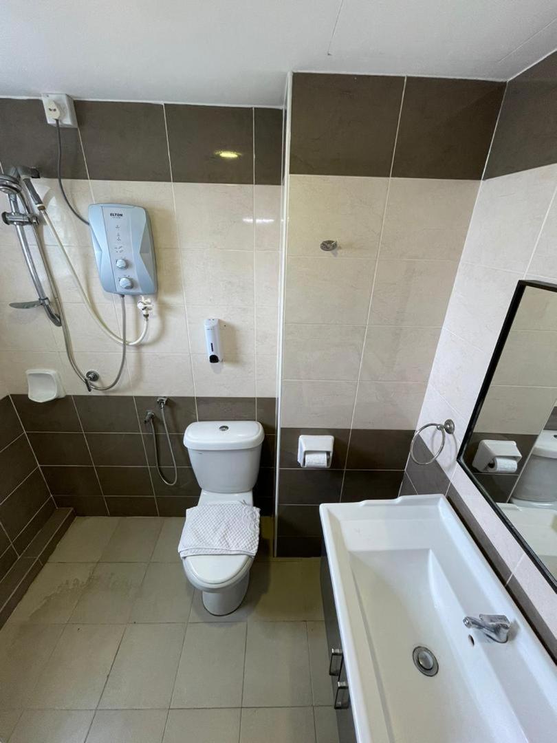 N&L Hotel Kuala Terengganu Dış mekan fotoğraf