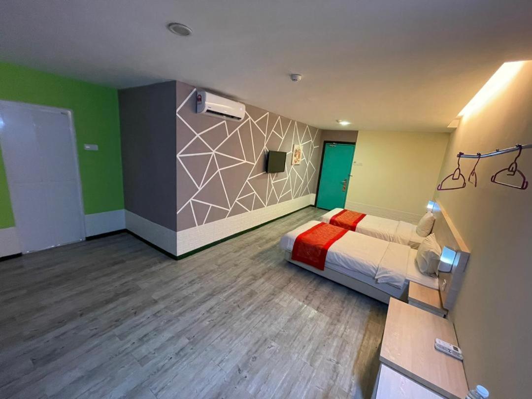 N&L Hotel Kuala Terengganu Dış mekan fotoğraf