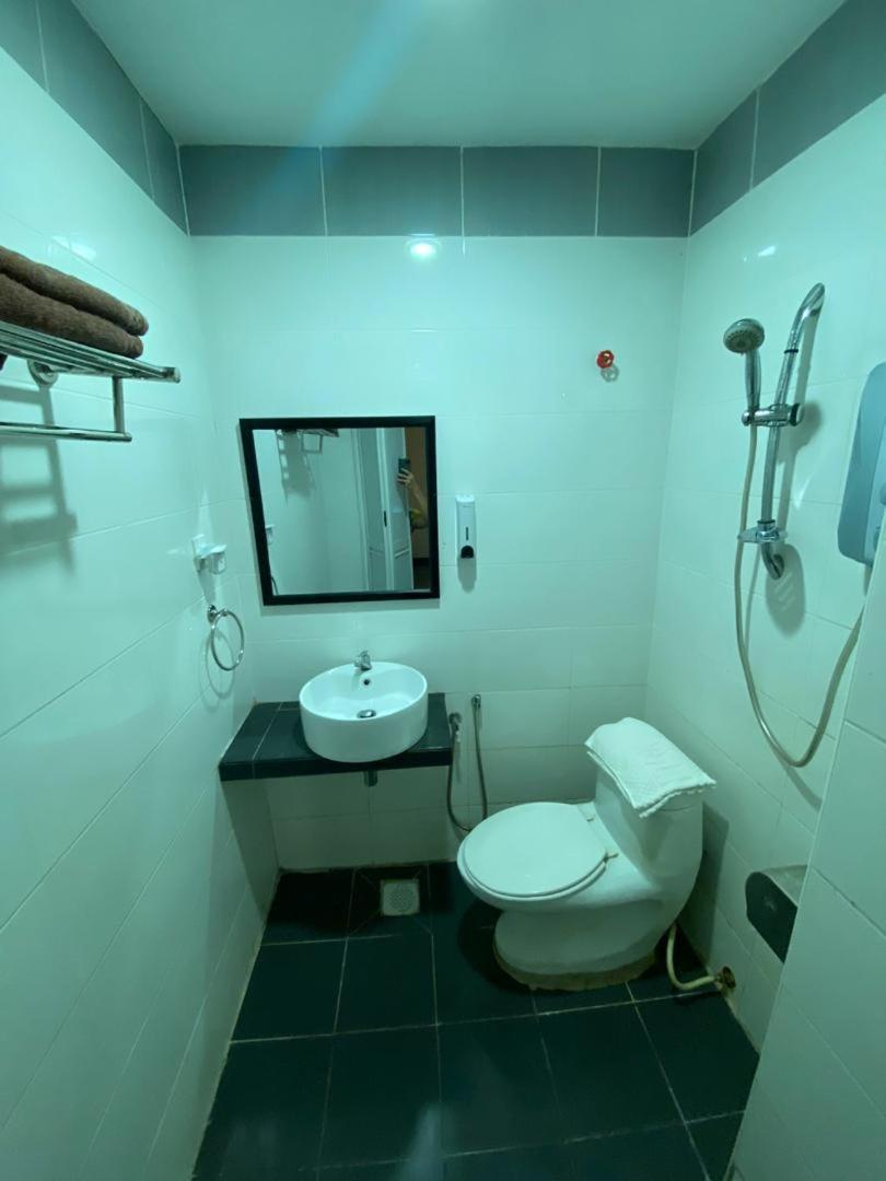 N&L Hotel Kuala Terengganu Dış mekan fotoğraf