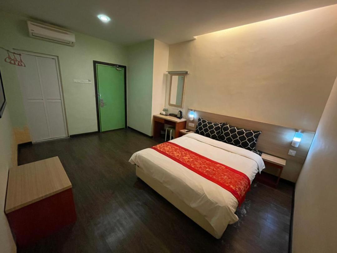 N&L Hotel Kuala Terengganu Dış mekan fotoğraf