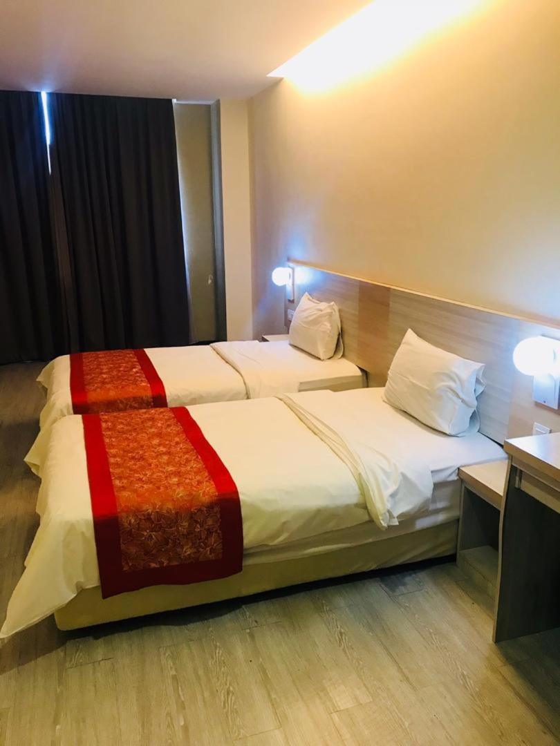 N&L Hotel Kuala Terengganu Dış mekan fotoğraf